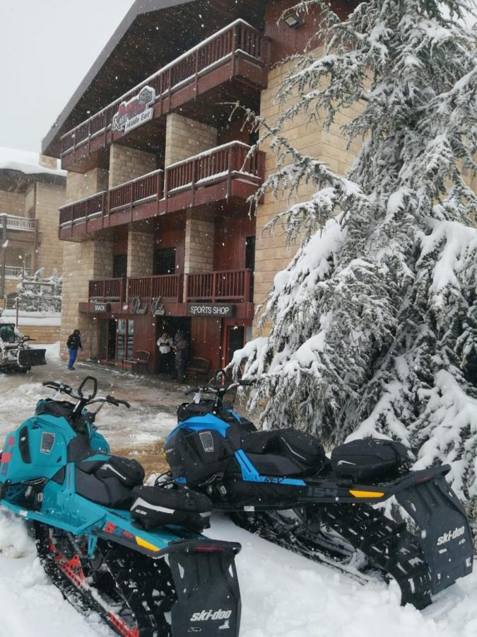 Planet Suites Mzaar Kfardebian Exterior photo